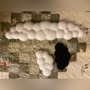 Wrist rest for keyboard and mouse